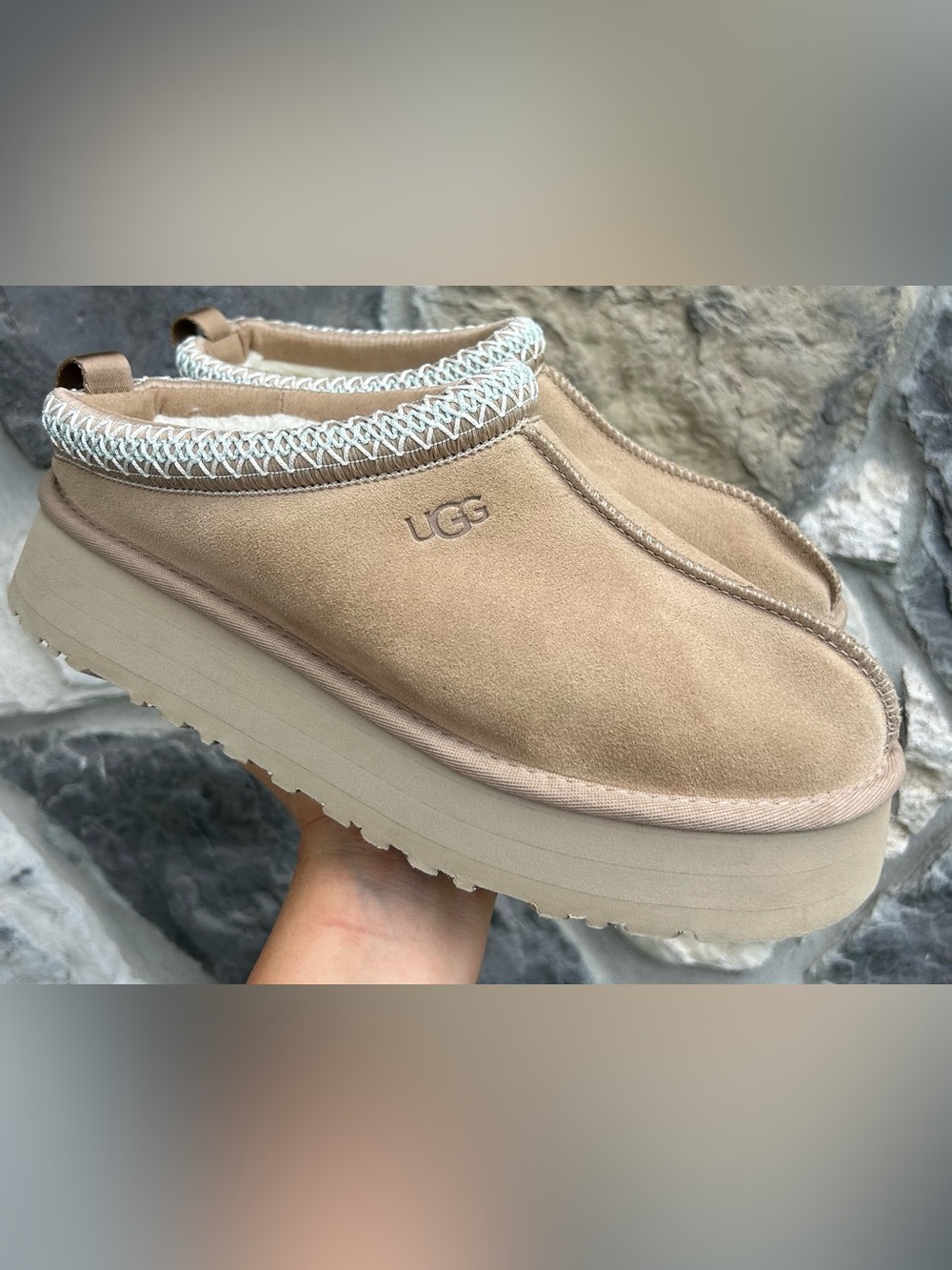 UGG Tasman Slippers Size 10 Beige Tan Slip On Platform Trendy Shoes Preppy Cozy